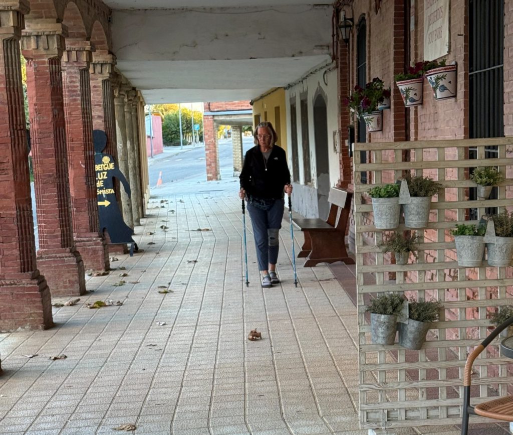 Testing the knee to see if I could possibly walk, while waiting on ride.